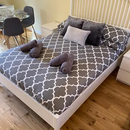 Bed & Breakfast The Brunel Mews *