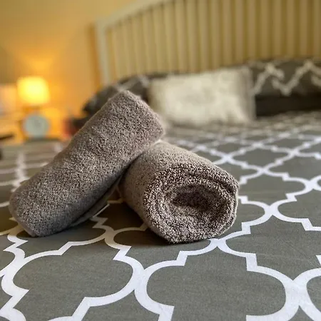 فندق مبيت وإفطار The Brunel Mews