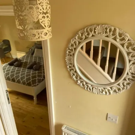 The Brunel Mews * Bristol