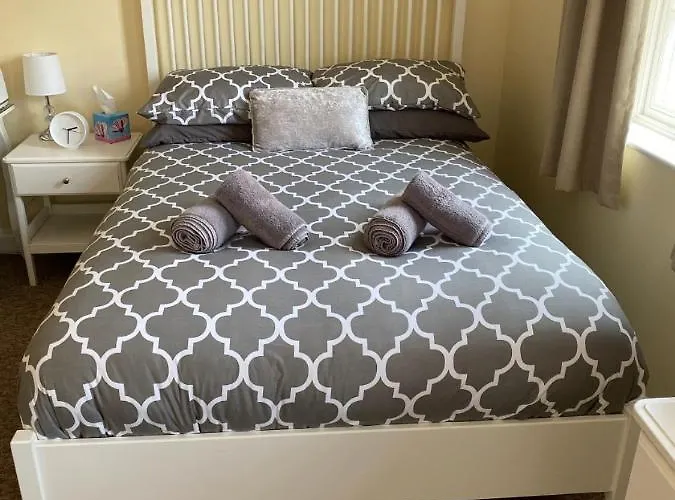 The Brunel Mews Bed and breakfast