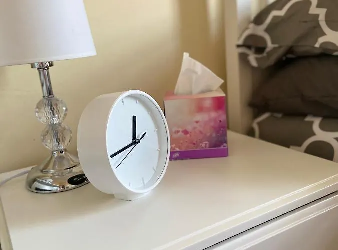 The Brunel Mews Bed and breakfast *